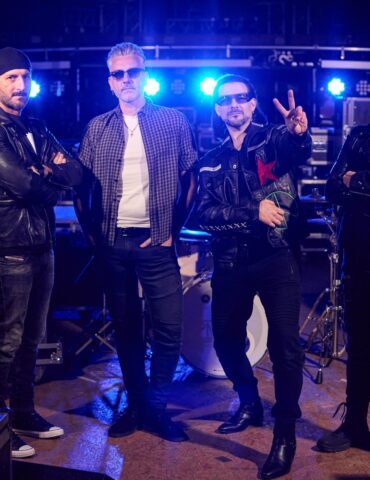 2526 cms u2 the music